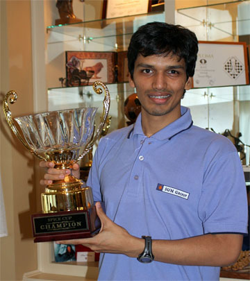 Harikrishna after winning the 2008 Spice Cup. 